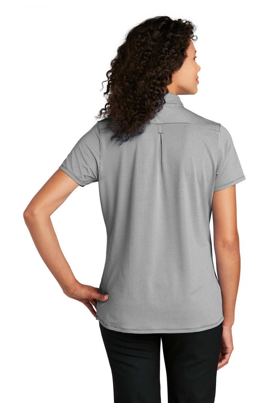 LK646-Black/ White-back_model