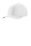 NKAA1860-White/ Black-front_model