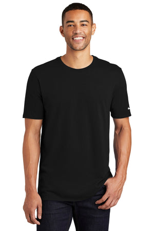 NKBQ5233-Black-front_model